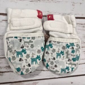 Baby Scratch Mittens‎ Animal Print - White and Green